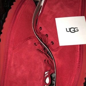I’m selling uhh boots for$100 They’re a size 12 men in the color red.